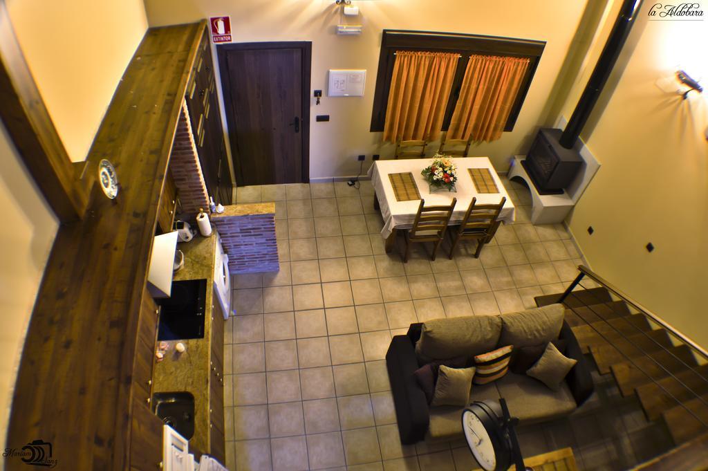 Apartamentos Rurales El Calama Сарса-де-Гранадилья Экстерьер фото